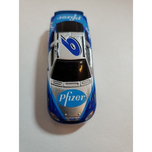 PFIZER #6 Team Blue Caliber Die Cast Car 2000 1:64 Racing Toy Y2K Collectible - Picture 5 of 8